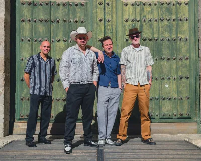 Claudio & the Roosters