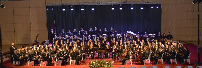 Hevia y la Banda de Música Santa Cecilia de Teruel