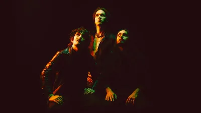 DIRTY SOUND MAGNET