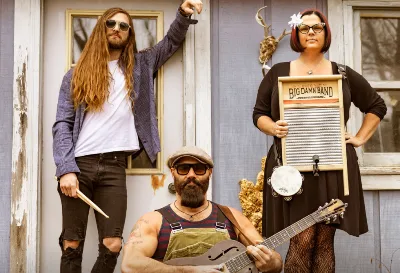 THE REVEREND PEYTON'S BIG DAMN BAND