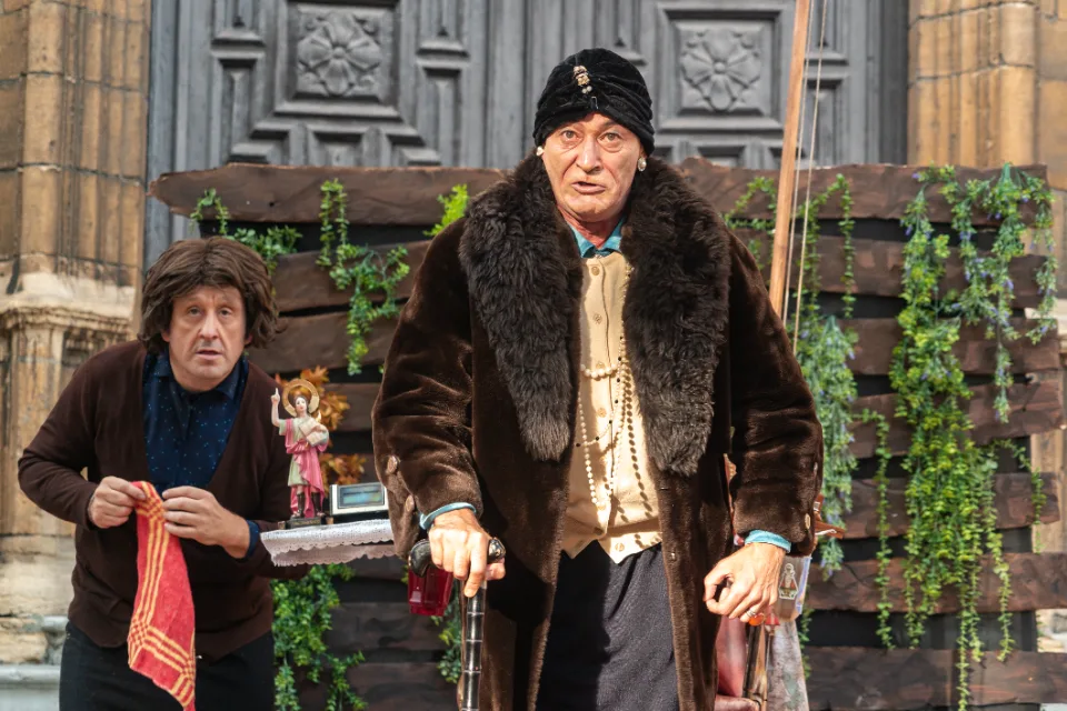 Humor en Xior. La Roca Teatro.