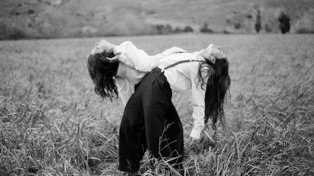 Laura López y Pilar Almalé: Spirit Hilma