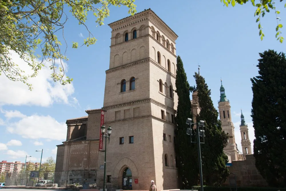 Oficina de Turismo del Torreón de la Zuda
