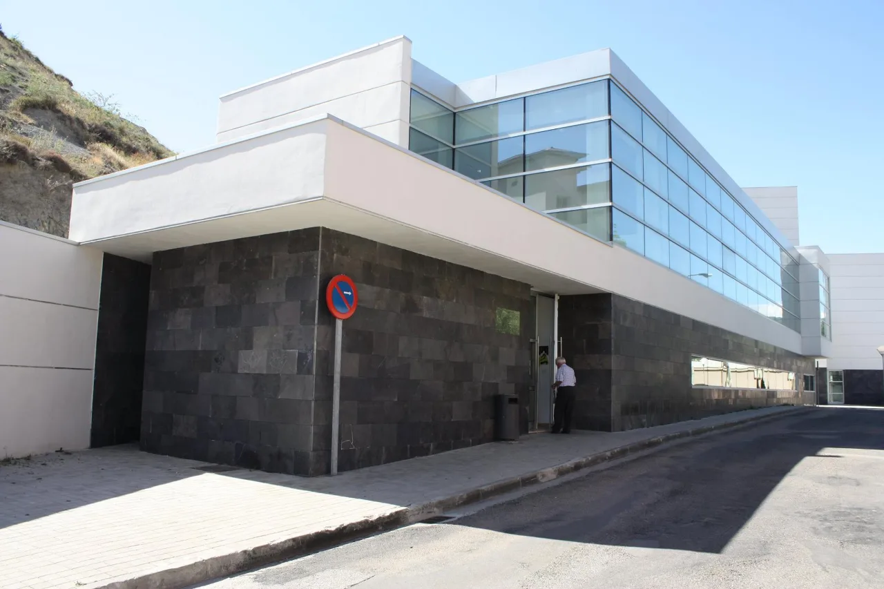 Biblioteca Municipal Rosa Regàs